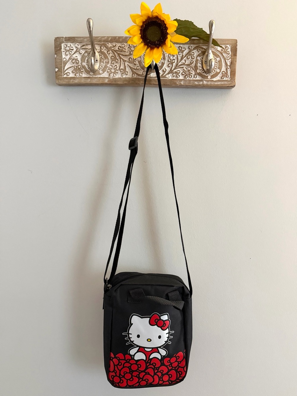 HELLO KITTY Black Red Bow Mini Crossbody Bag - Small Purse Tote